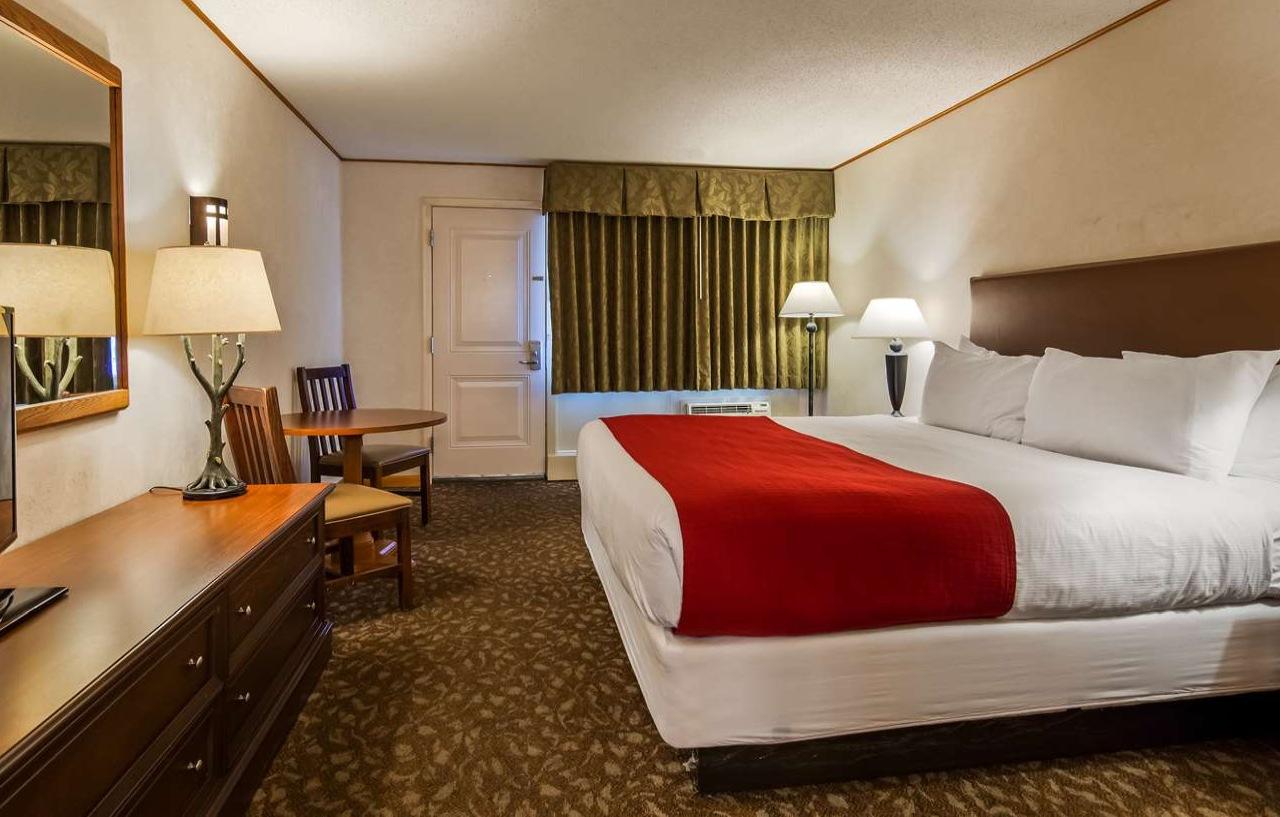 Western Adirondack Hotel