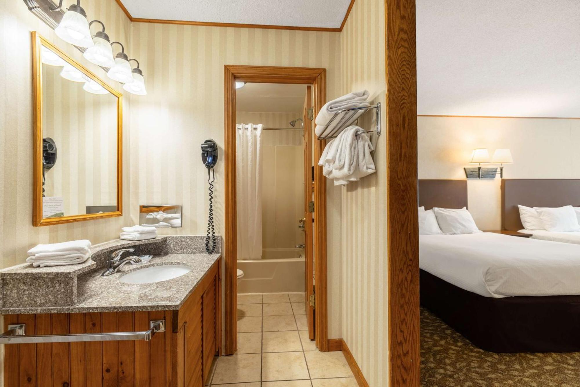 Western Adirondack Hotel